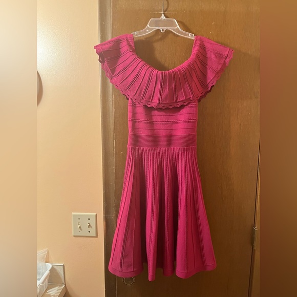 Ted Baker London Dilpree Fuchsia Off the Shoulder Knit Dress - Picture 4 of 11
